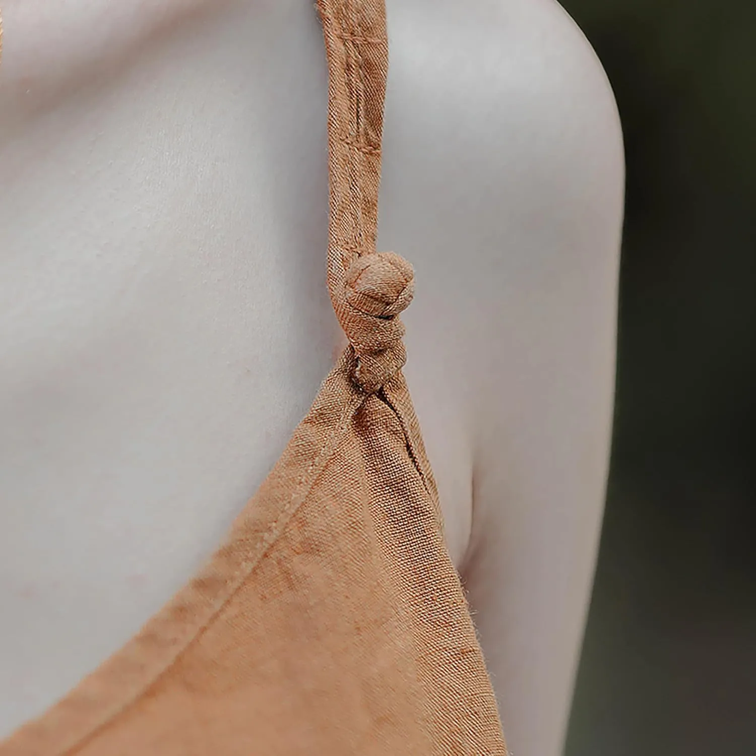 100% Linen Tank Top for Women - Adjustable Strap Camisole V-Neck Sleeveless Cami Shirt Loose Fit Summer Top