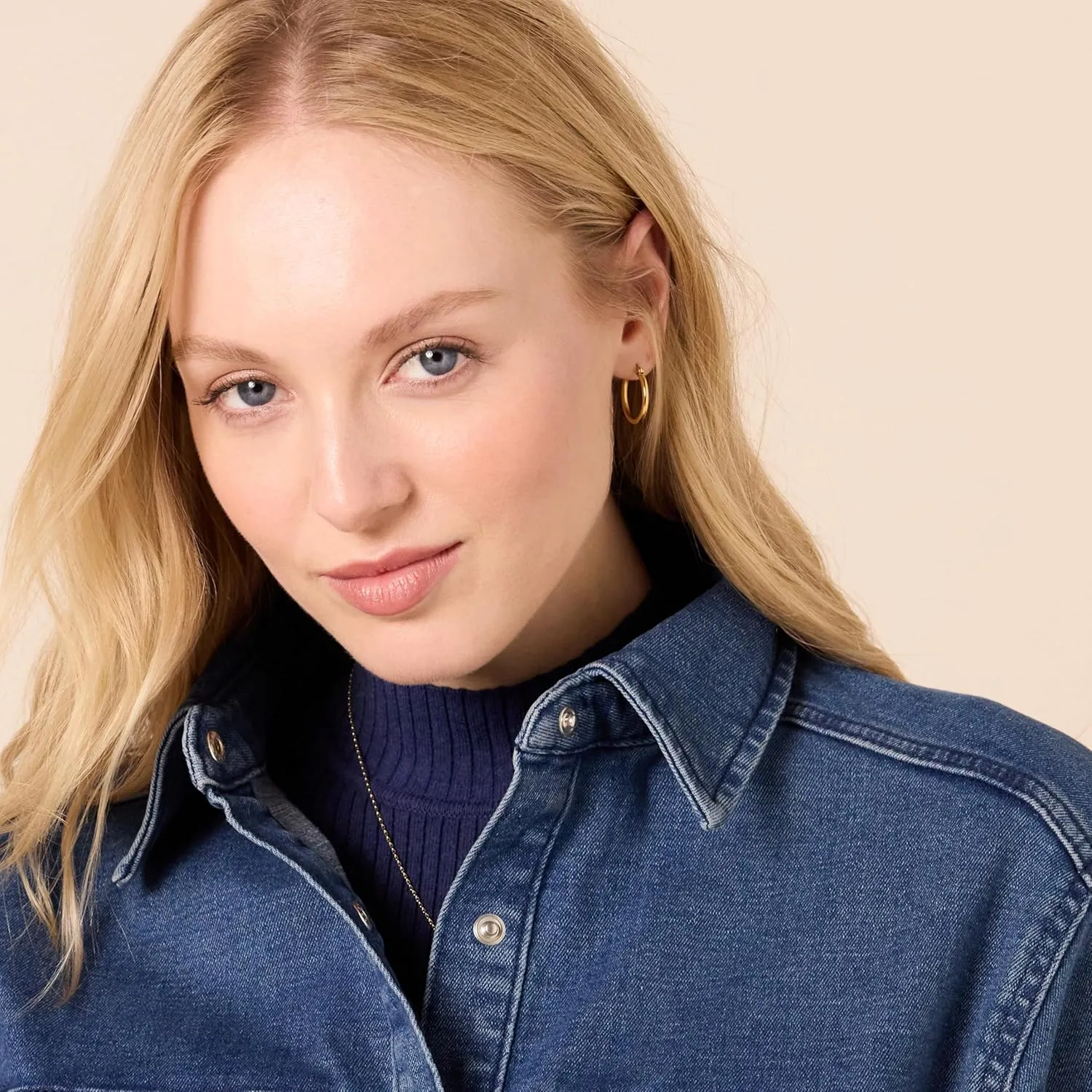 Amazon Essentials Women's Oversized-Fit Heavyweight Denim Shirt Jacket