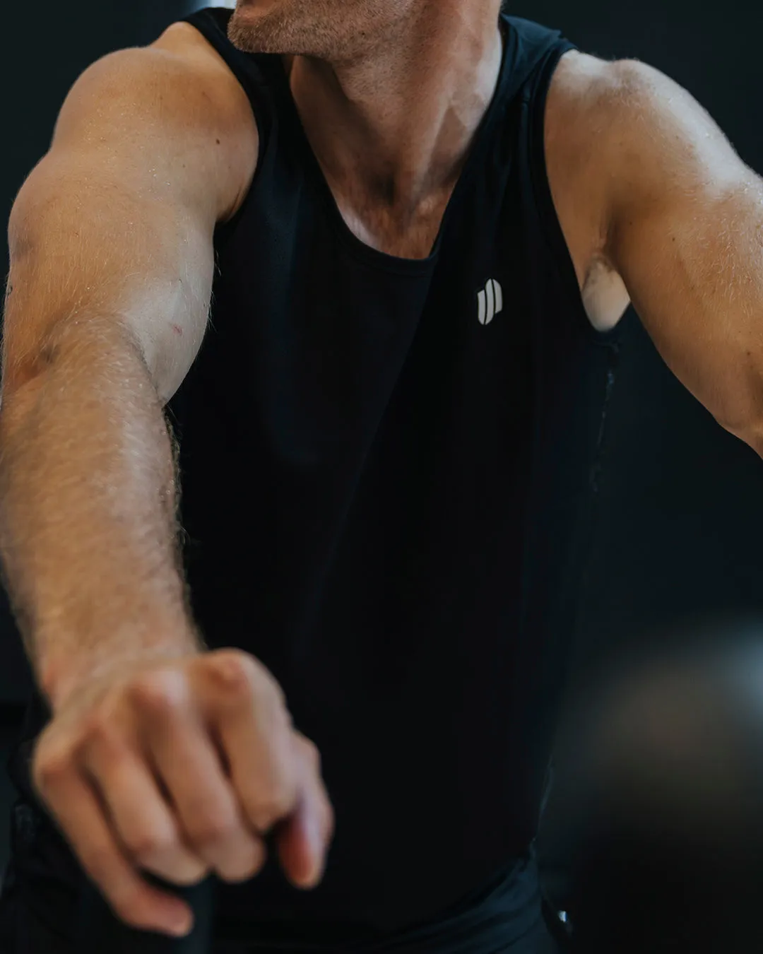 RT: 701-05 - Earth Dust Training Vest - Black