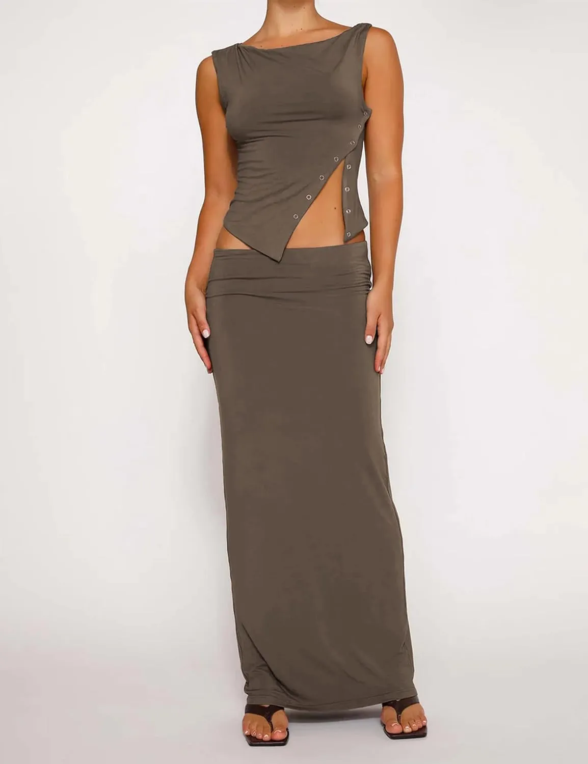 SAFRISIOR Women One Shoulder Button Sexy Crop Top Solid Sleeveless Off Shoulder Asymmetric Crop Tank Top Vest Tee Shirt