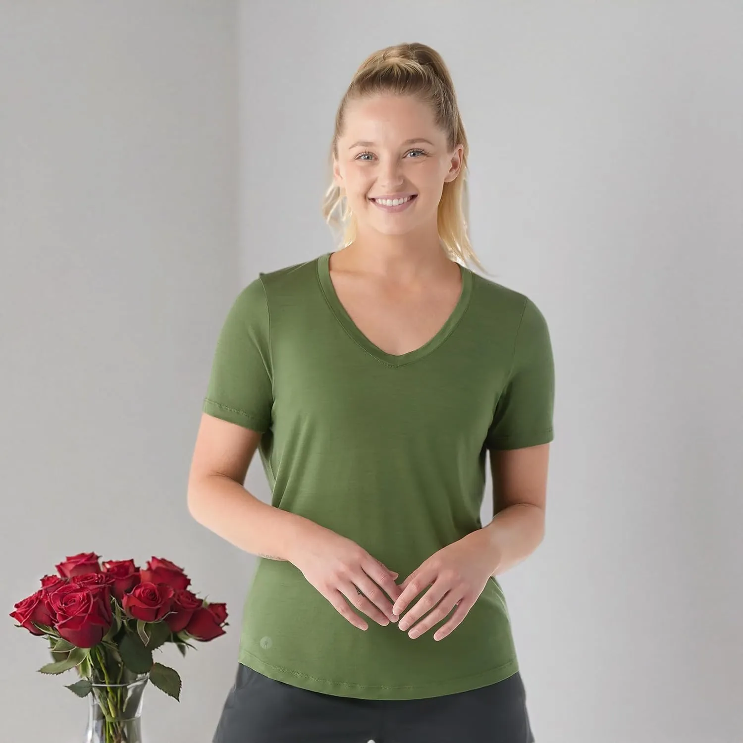 Smartwool Women's Active Ultralite V-Neck Short Sleeve